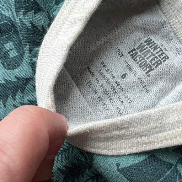 Winter Water Factory long sleeve campsite print tee size 6 - Picture 2 of 2